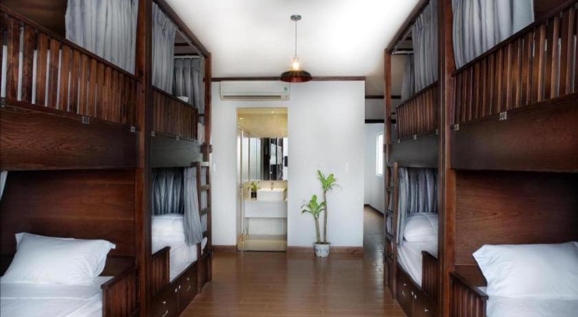 Origo Hotel Danang Екстериор снимка