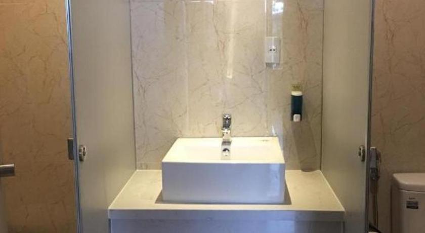 Origo Hotel Danang Екстериор снимка