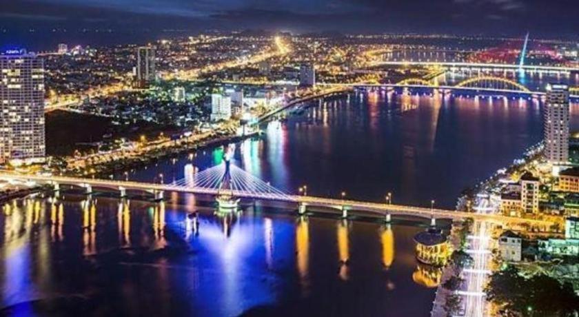 Origo Hotel Danang Екстериор снимка
